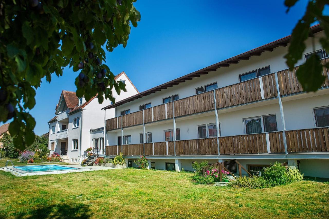 Hotel-Pension Seitz Wolframs-Eschenbach Εξωτερικό φωτογραφία